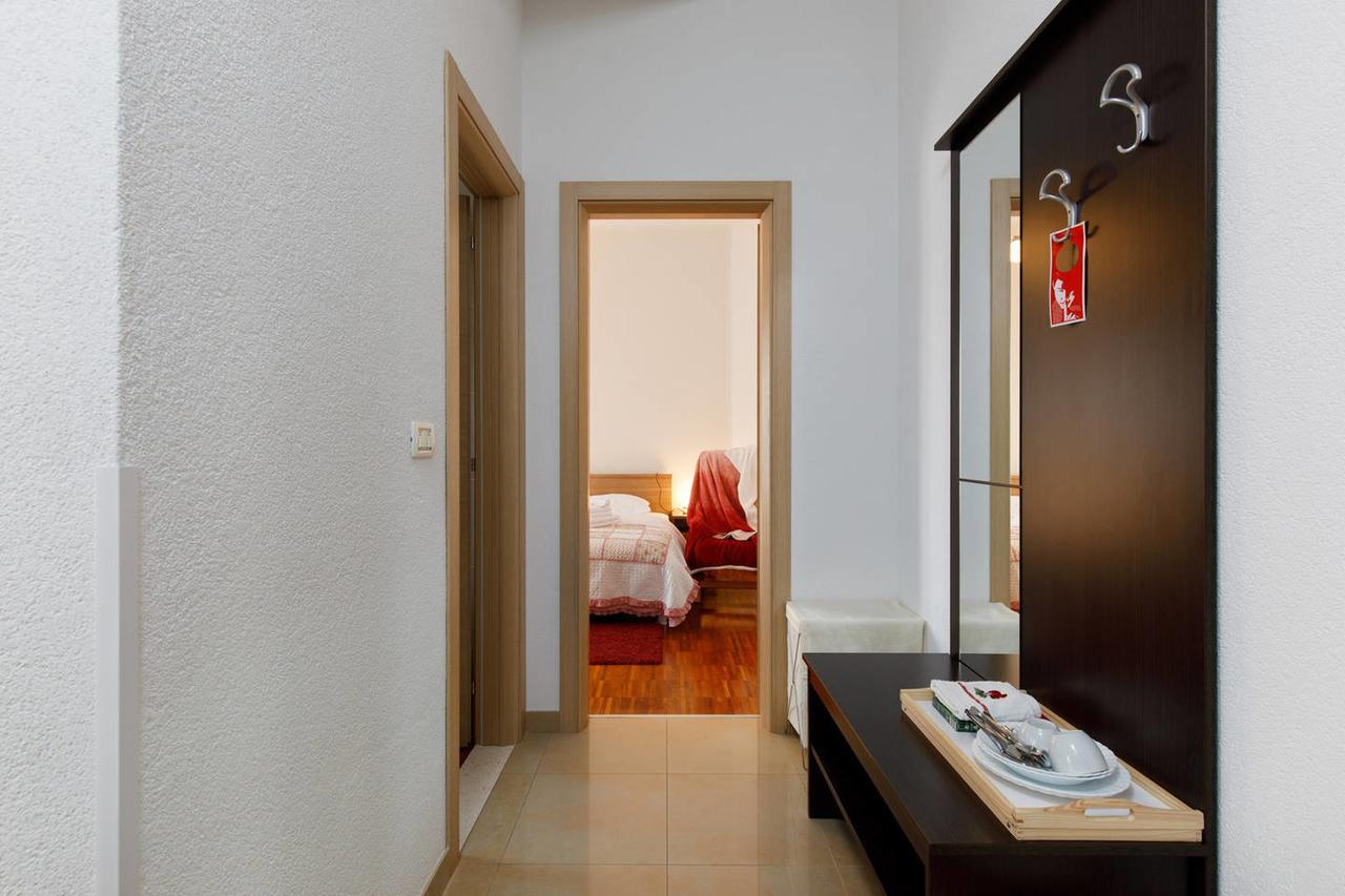 Apartments & Rooms Villa Maslina Trogir Exteriör bild