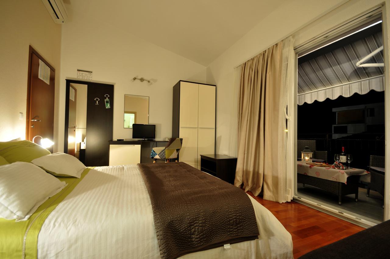 Apartments & Rooms Villa Maslina Trogir Exteriör bild